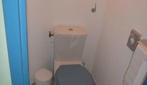 Standard Triple Room, Private Bathroom