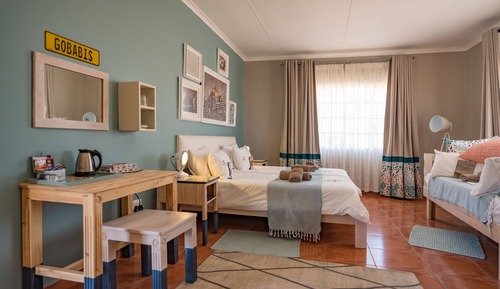 Family Room, Courtyard View