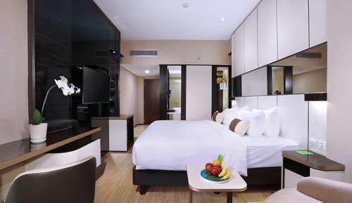 Deluxe Cabana with Balcony