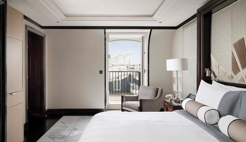 Rooftop Eiffel Tower Suite