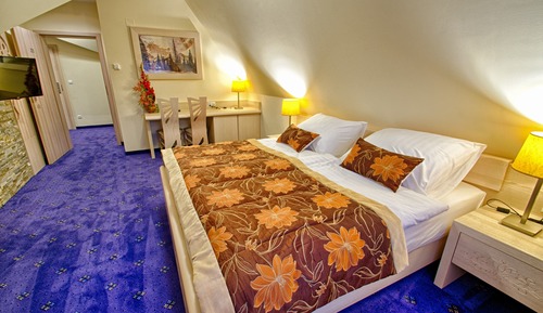 Premium Quadruple Room