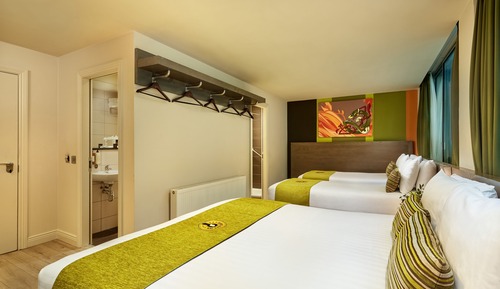 Classic Quadruple Room