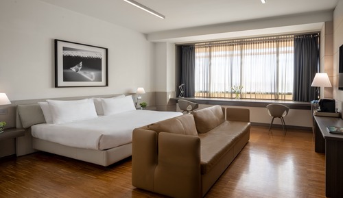 Classic Double Room (With Sofa Bed)