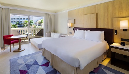 Deluxe Resort View King