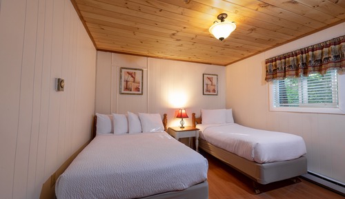 Premier 2 Bedroom Suite, Deck, Kitchen