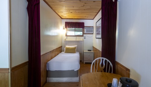 Studio Unit with Kitchenette
