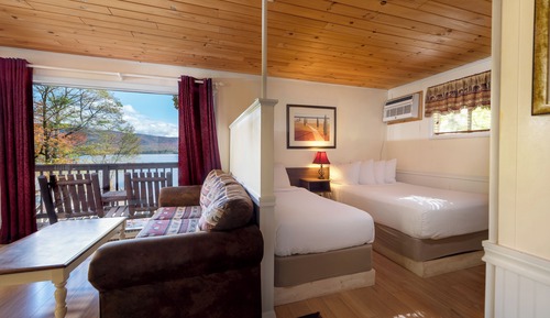 Lakefront Studio Suite, Private Deck, Upper Level