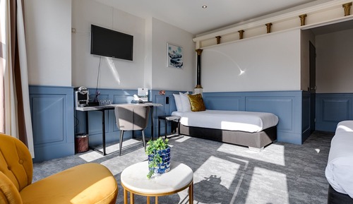 Deluxe Triple Room