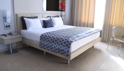Standard Single Room, 1 Queen Bed, Smoking, City View