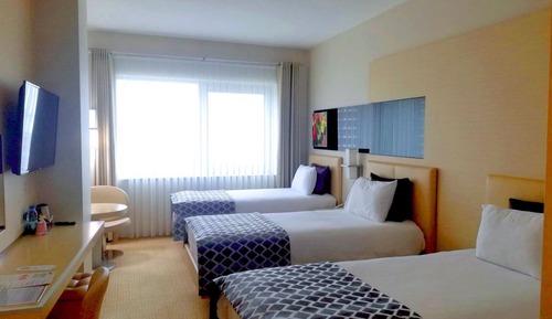 Standard Triple Room, 3 Twin Beds, Smoking, City View