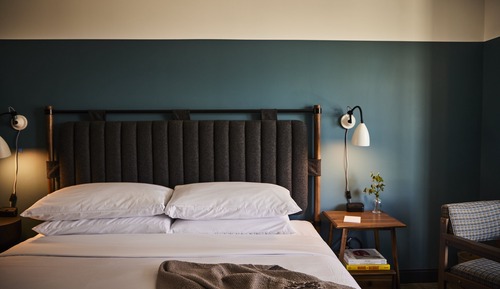 Classic Room, 1 King Bed (ADA)