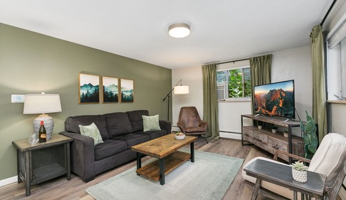 Condo, Multiple Beds, Patio, Garden View (220 Peterson St Unit 4)