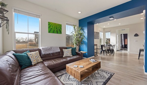 House, Multiple Beds, Patio, Garden View (303 Zeppelin Way)