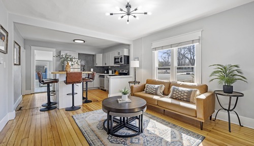 House, Multiple Beds, Hot Tub, Garden View (803 E Mulberry St.)