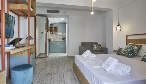 Triple Room, Pool View