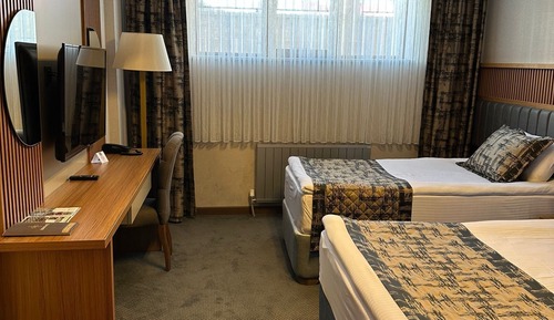 Economy Room