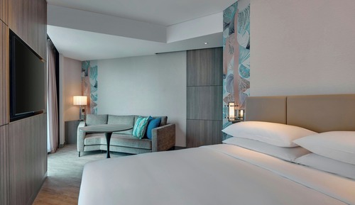 Executive Suite, 1 King Bed, Non Smoking