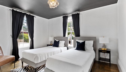 Suite, Multiple Beds