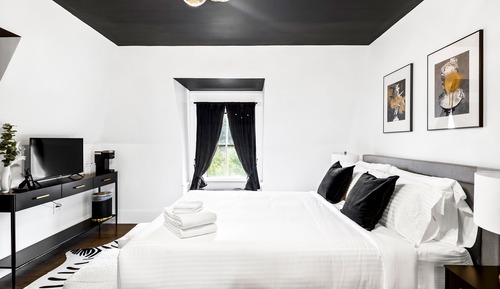 Classic Room, 1 Queen Bed
