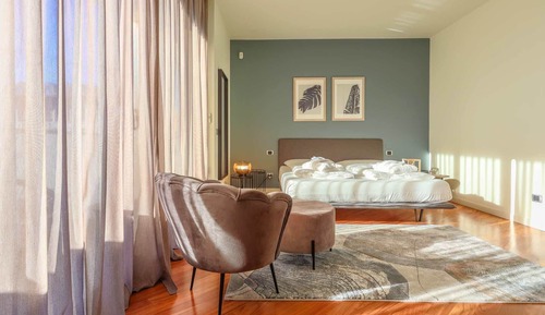 Luxury Apartment