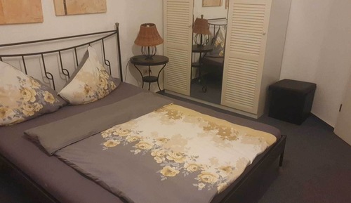 Comfort Room, 1 Queen Bed