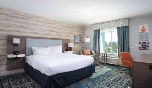 Room, 1 King Bed, Accessible, Bathtub