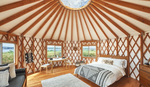 Honeymoon Studio