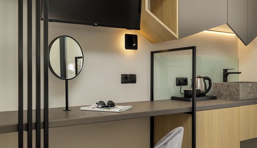 Junior Studio Suite