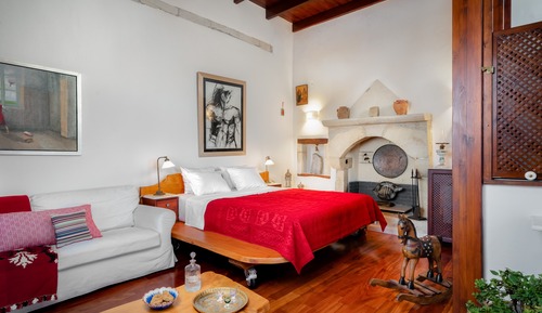 Honeymoon Suite