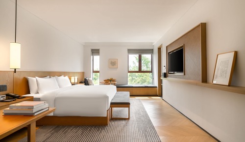 Muya Standard King Room
