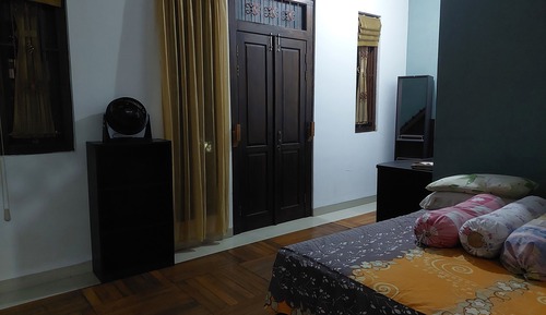 Family Studio
