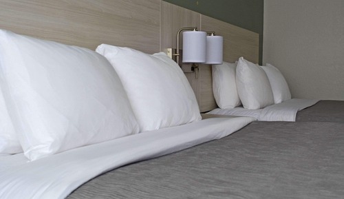 Room, 2 Queen Beds, Non Smoking
