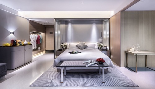 Honeymoon Room
