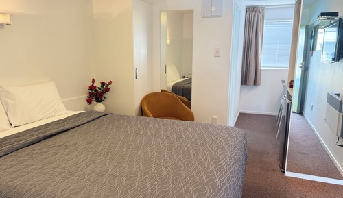 Classic Room, 1 Queen Bed