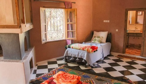 Luxury Triple Room, Non Smoking, Mountain View