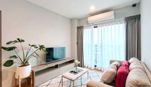 Family Condo, 3 Bedrooms, Balcony, City View