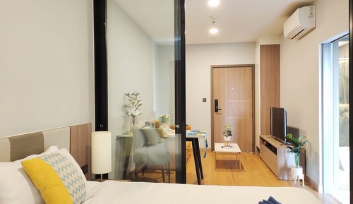 City Condo, 1 Bedroom, Balcony, City View