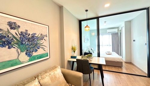 City Condo, 1 Bedroom, Balcony, City View