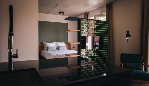 Deluxe Apartment, Garden View