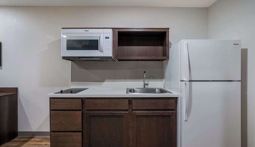 Room, 1 King Bed, Accessible, Non Smoking (Accessible Tub)