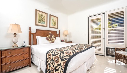 Villa, 1 Bedroom, Lanai, Oceanfront (KBV-28G2)