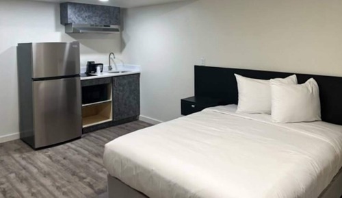 Standard Room, 1 Queen Bed, Non Smoking
