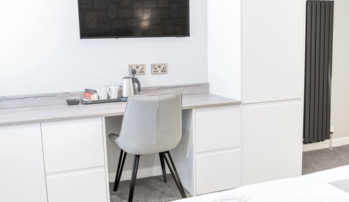 Classic Room, 1 King Bed