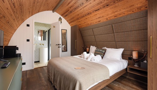 Cosy Hide - Lealt Falls