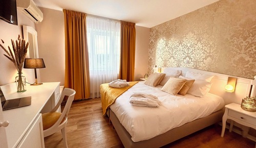 Classic Double Room