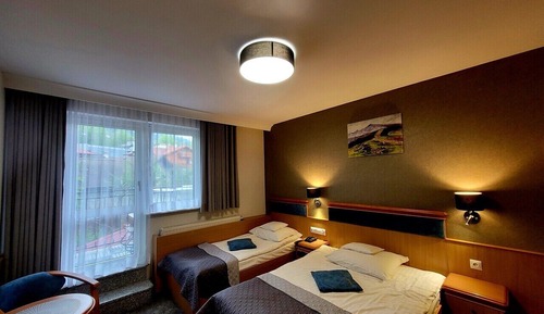 Comfort Room, Mountain View