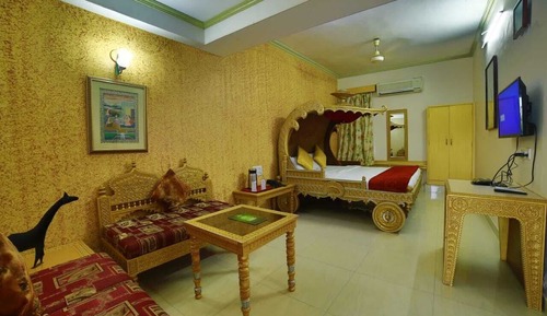 Suite Room Only for Couple & Family