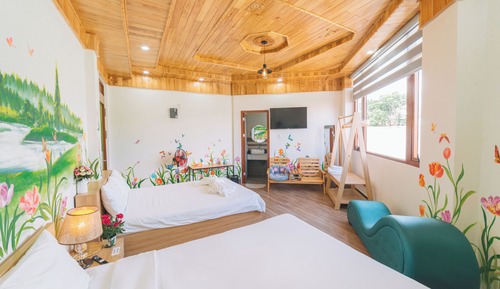 Deluxe Quadruple Room
