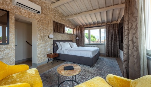 One-Bedroom Split Level Residence Jacinthe