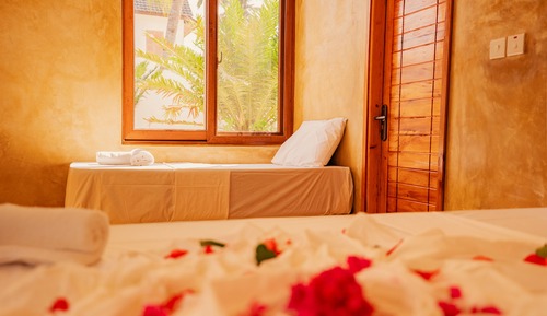 Romantic Studio Suite